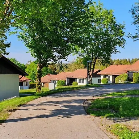 Feriendorf Hochbergle Haus 135 *